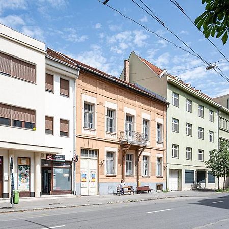 Ferienwohnung Saint Seven Szegedin Exterior foto